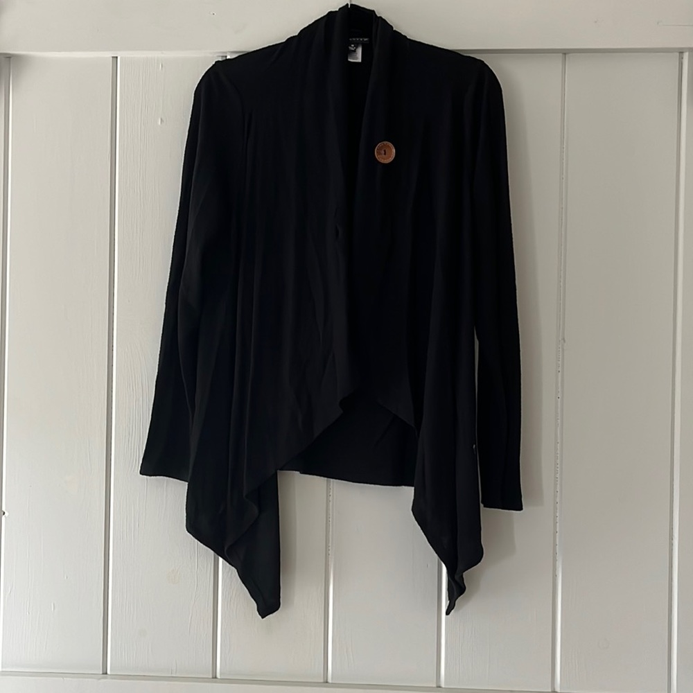 Medium black sweater